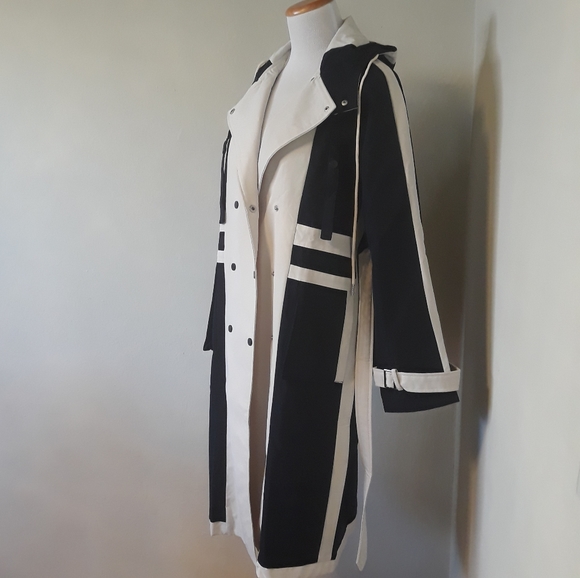 Bi-Color Windbraker Trench Coat - Picture 5 of 10